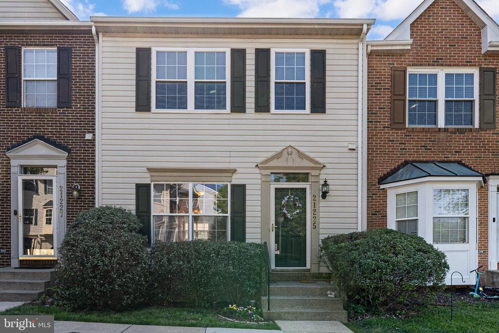 21225 Owls Nest Circle #28 photo 1