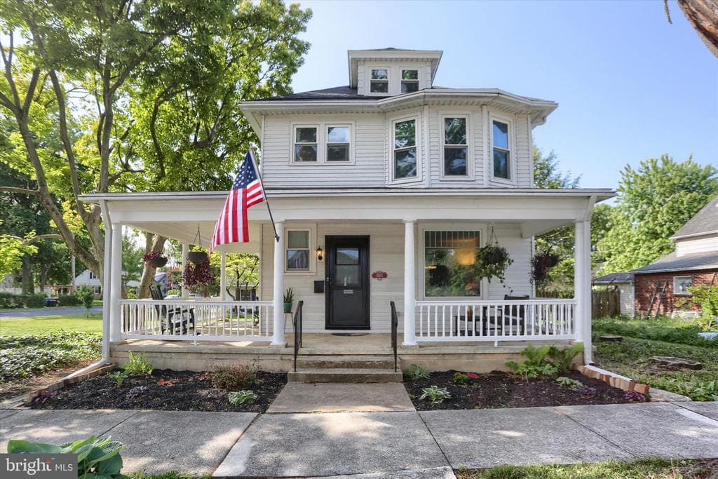 3105 Harvard Avenue photo 1