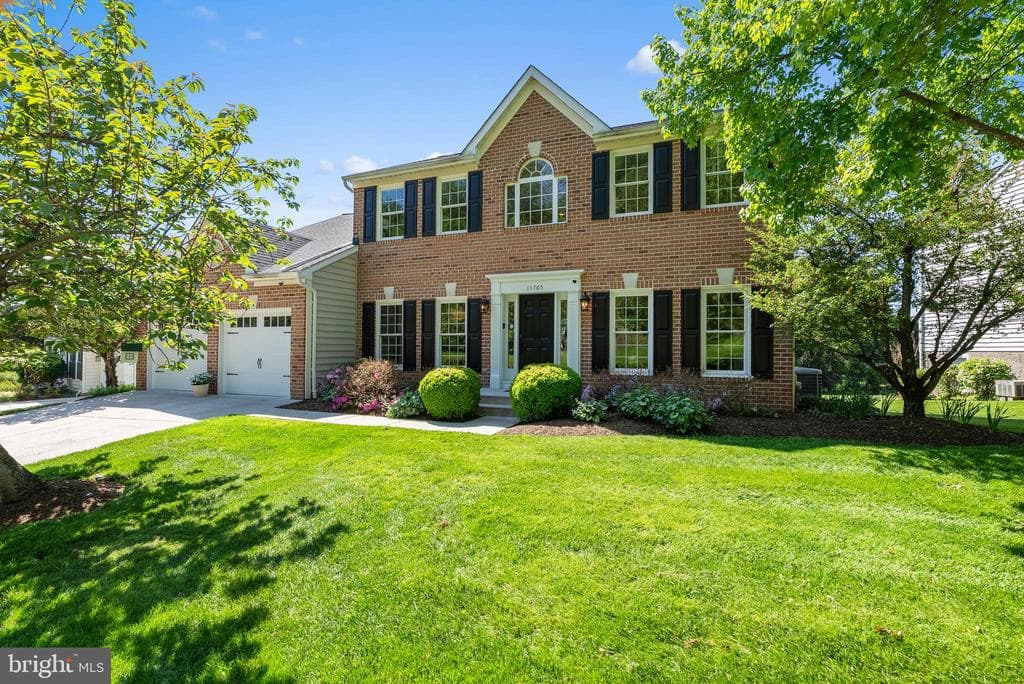 11705 Hunters Run Drive photo 1