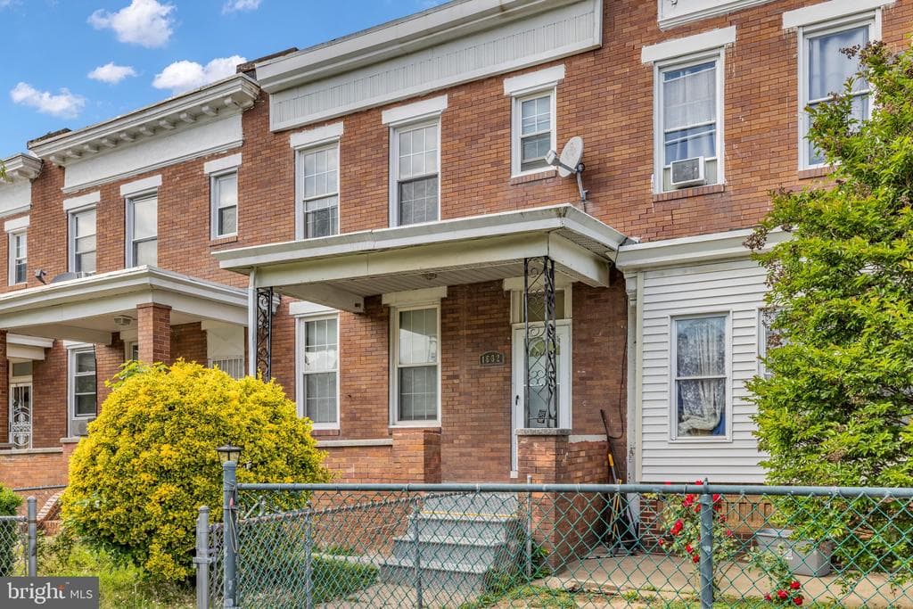1632 E 31st Street photo 1