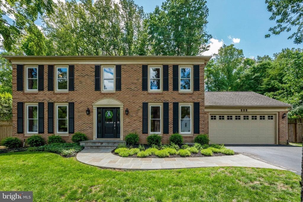 757 Ridge Drive photo 1