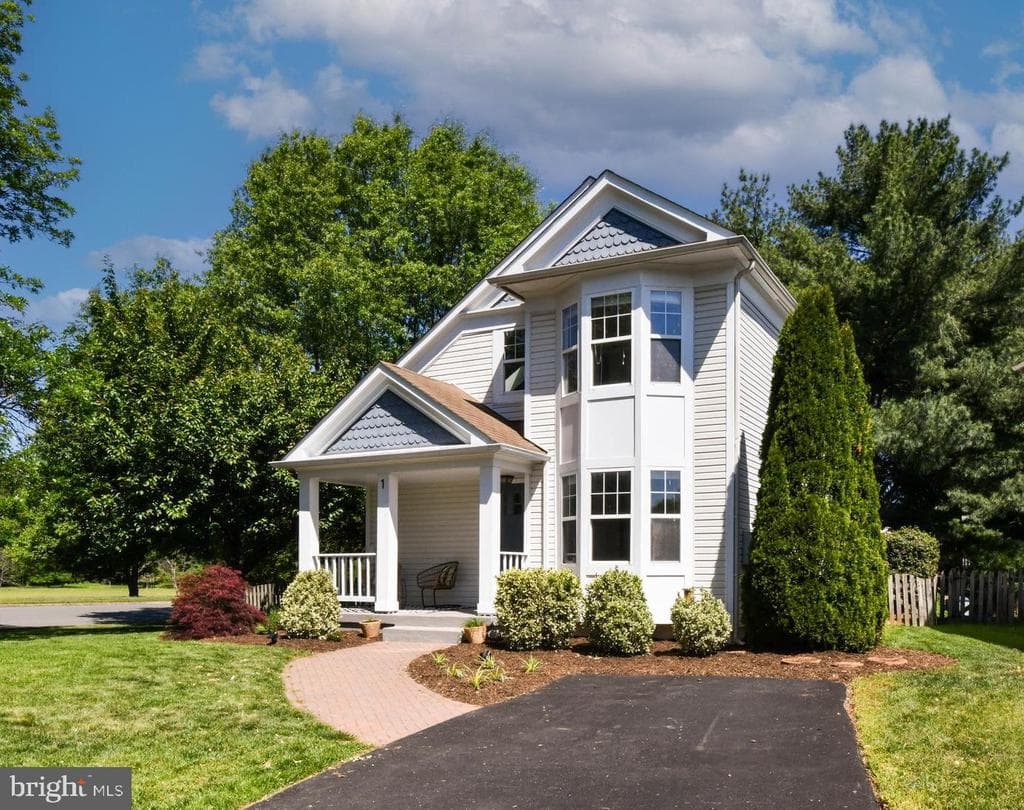 1 Glengyle Lane photo 1