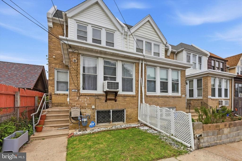 7819 Windrim Avenue photo 1