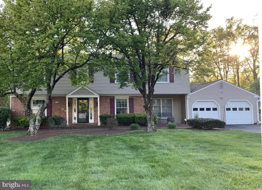 12 Pinewood Drive photo 1