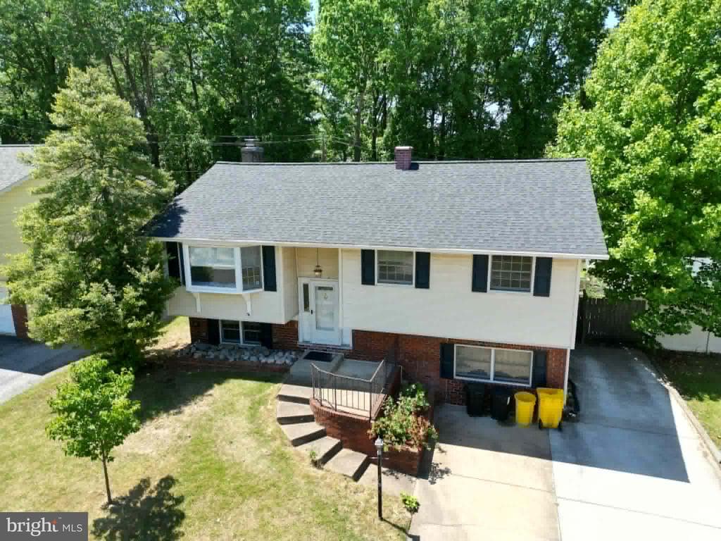 536 Crestpark Drive photo 1