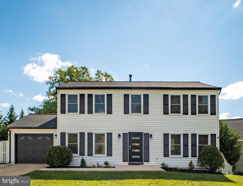 9609 Podium Drive photo 1