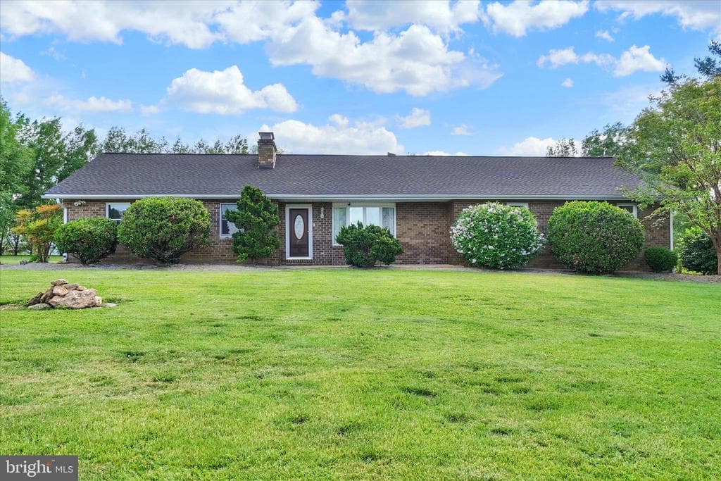 161 Keller Road photo 1