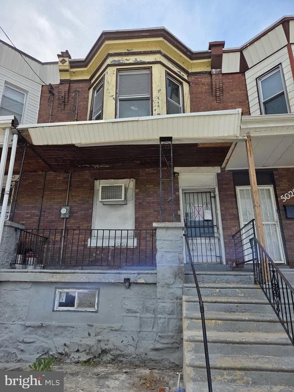 5026 Brown Street, Philadelphia
