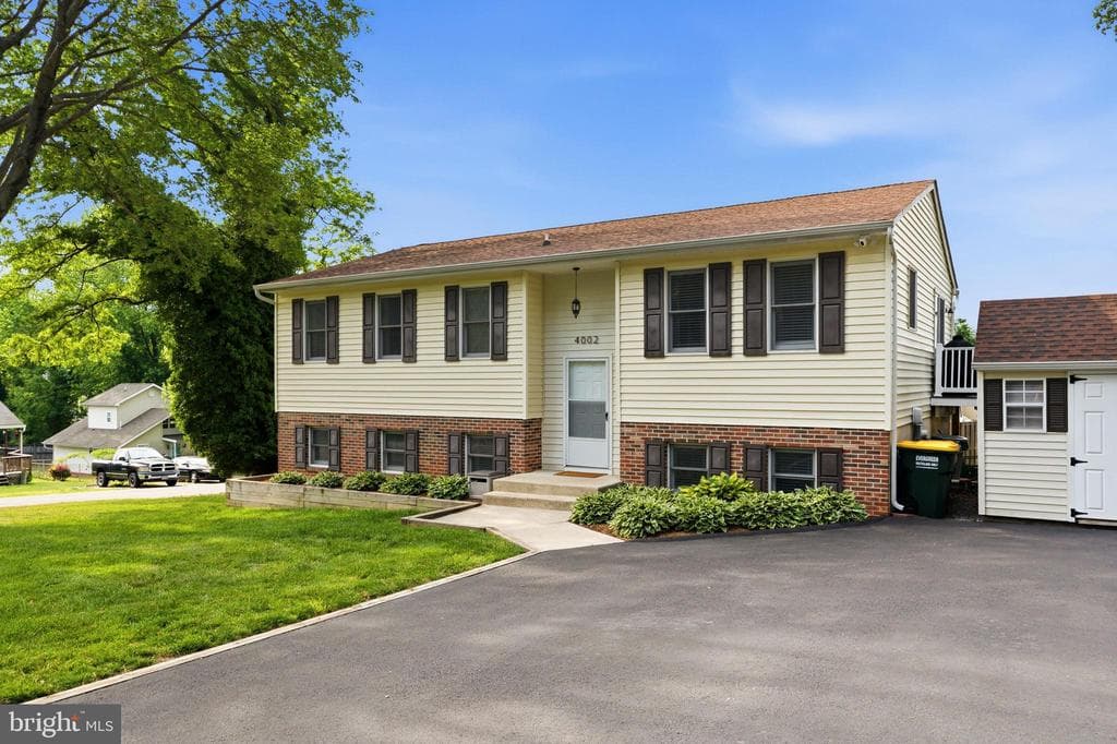 4002 13th Street photo 1