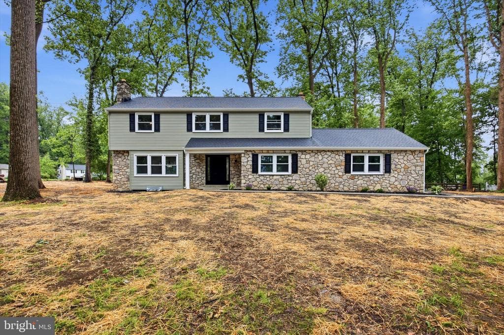 578 Westwood Drive photo 1