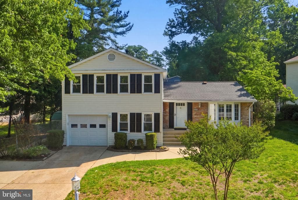 2023 Freedom Lane photo 1