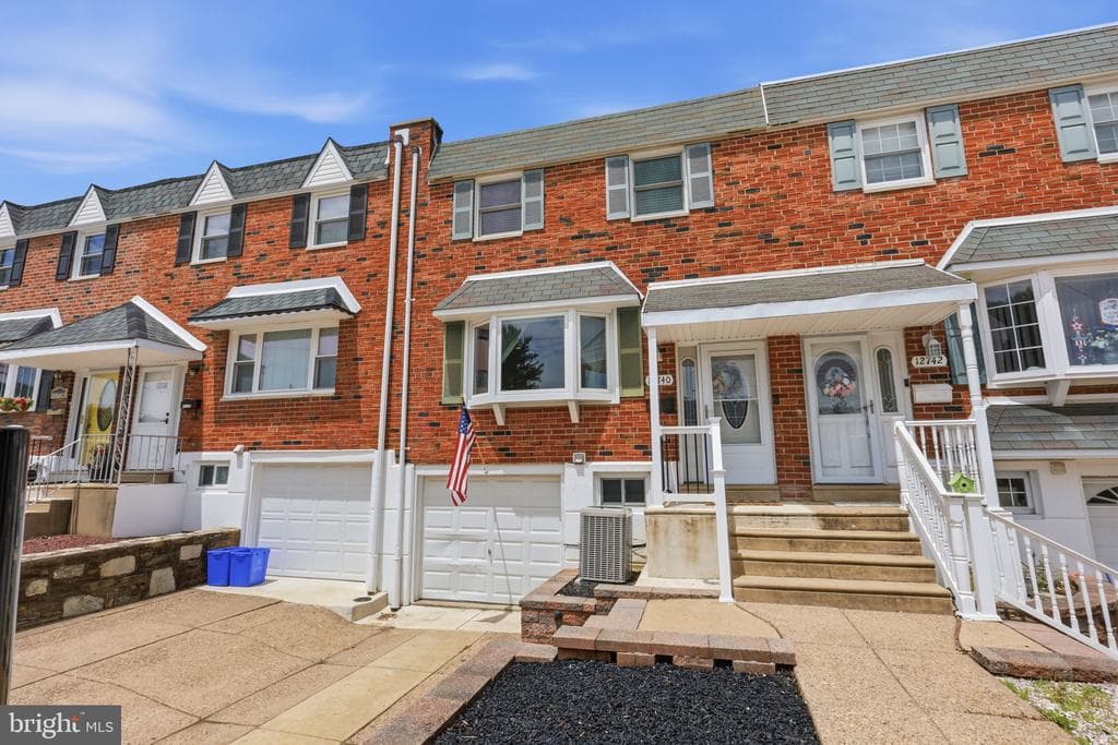 12740 Hollins Road photo 1