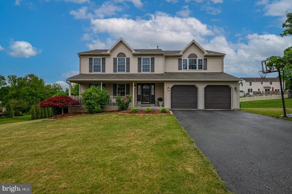 105 Kettle Lane photo 1