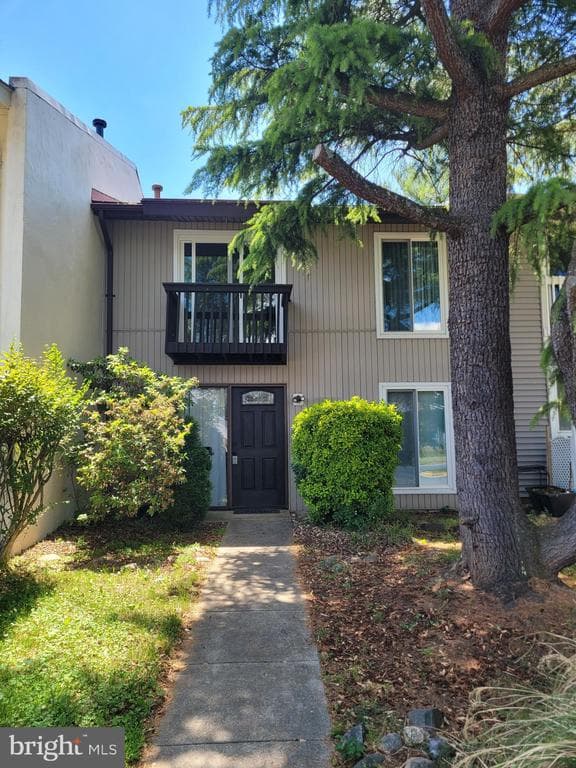 223 Willow Terrace photo 1