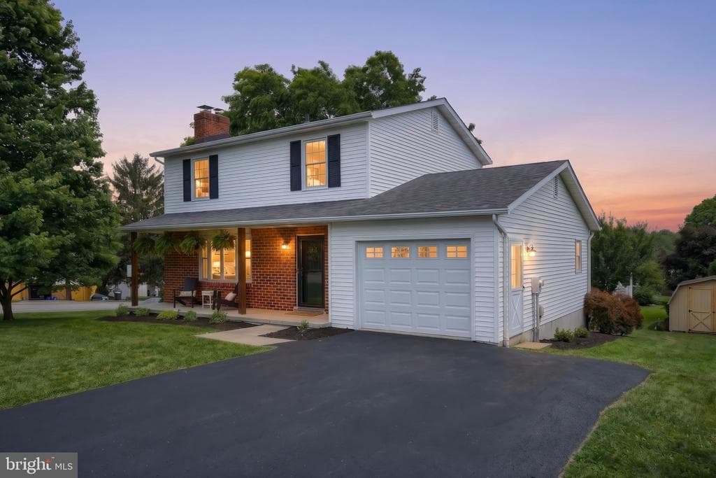 27 Colonial Dr