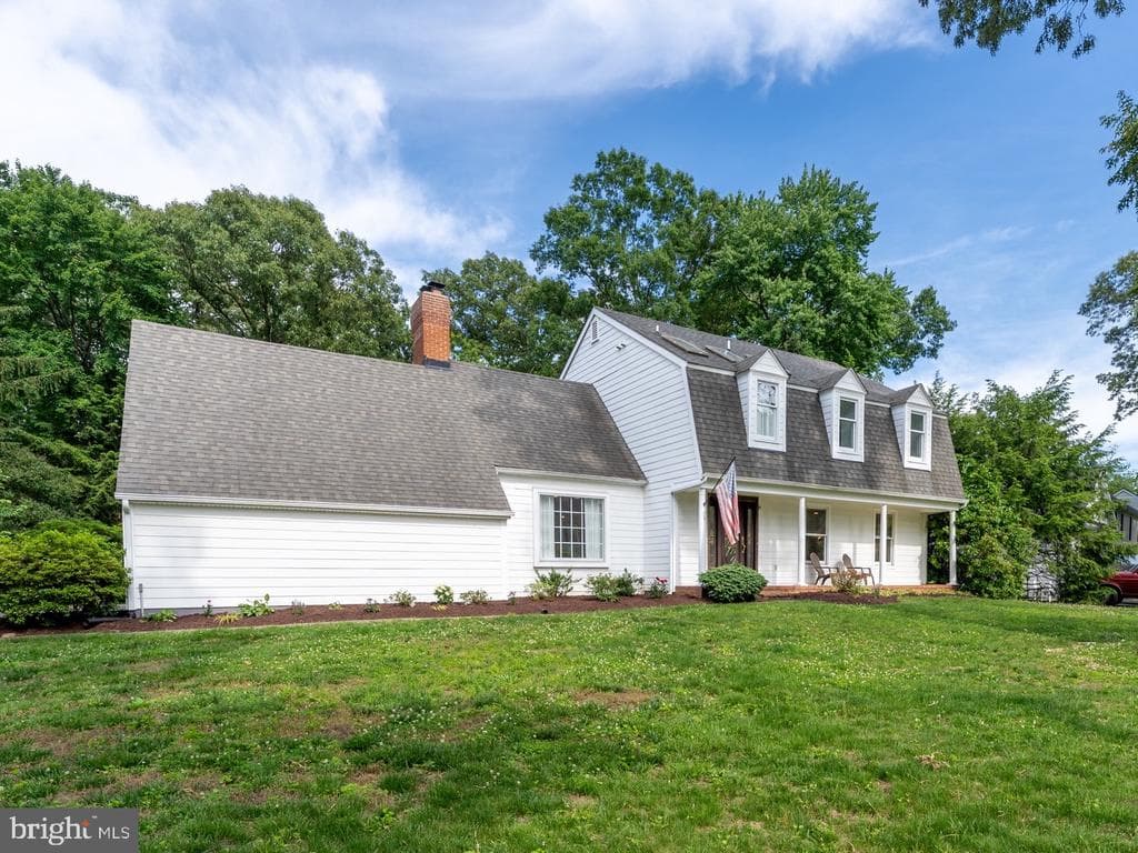 429 Fairtree Drive photo 1