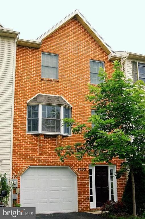 1553 Brechbill Road photo 1
