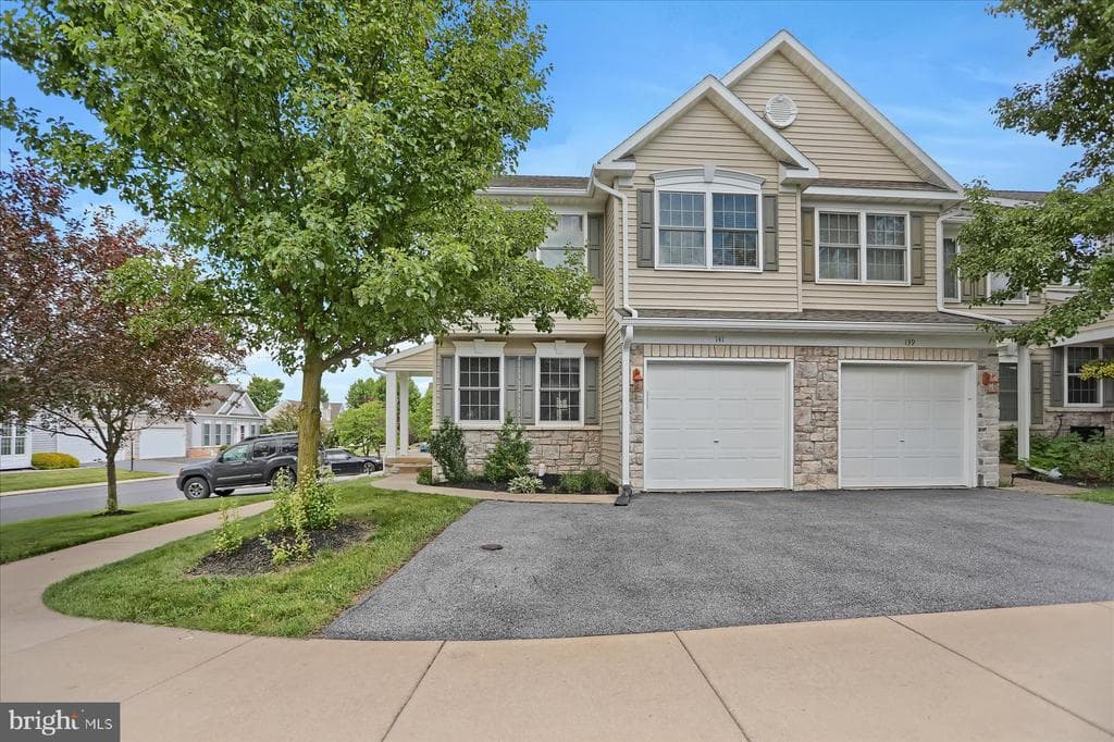 141 Quincy Avenue, State College