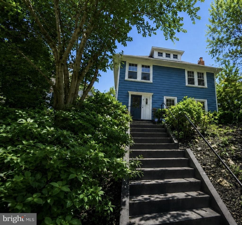 3723 Livingston Street NW photo 1