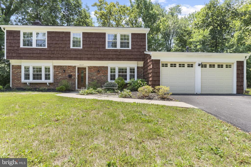 9005 Eastbourne Lane, Laurel