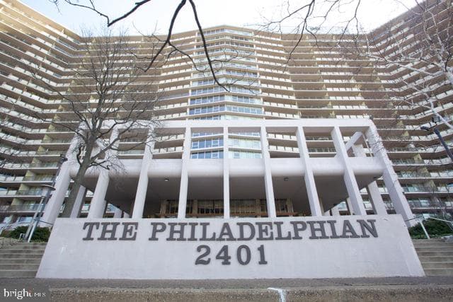 2401 Pennsylvania Avenue #4b23, Philadelphia