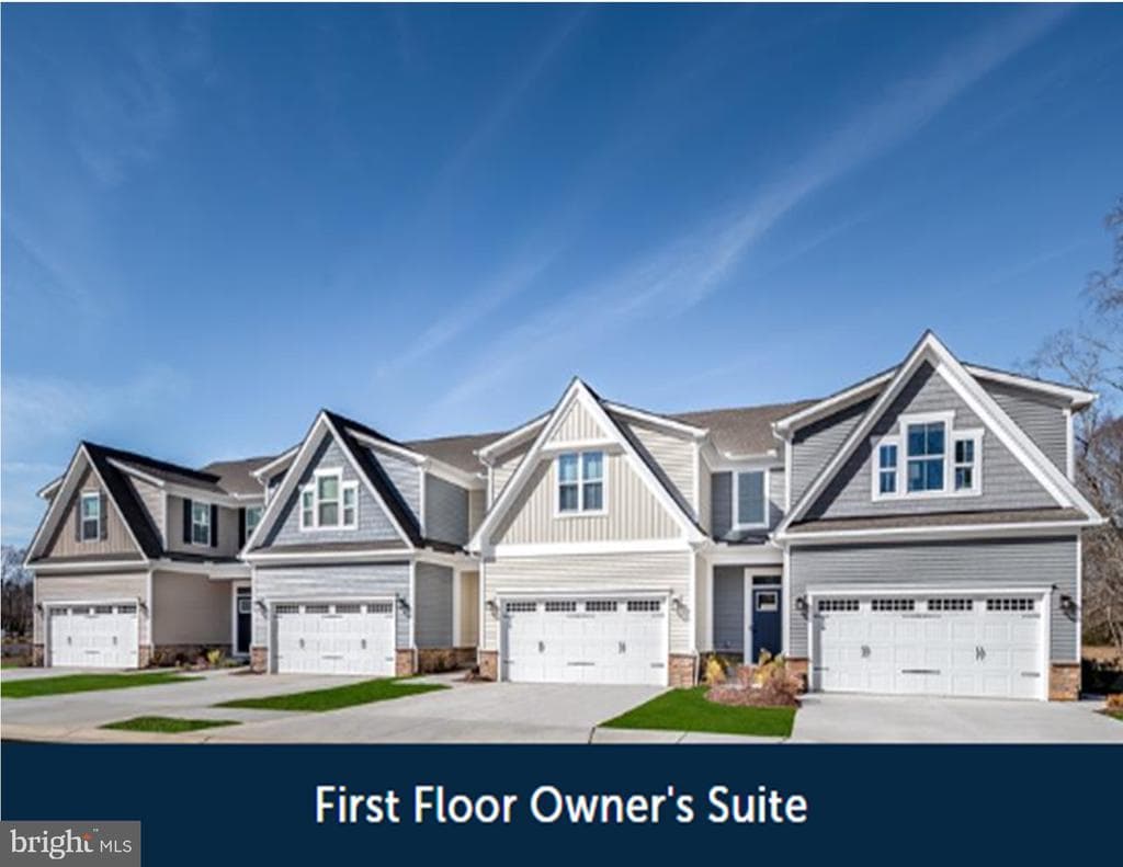 323 Pisa Court, New Cumberland