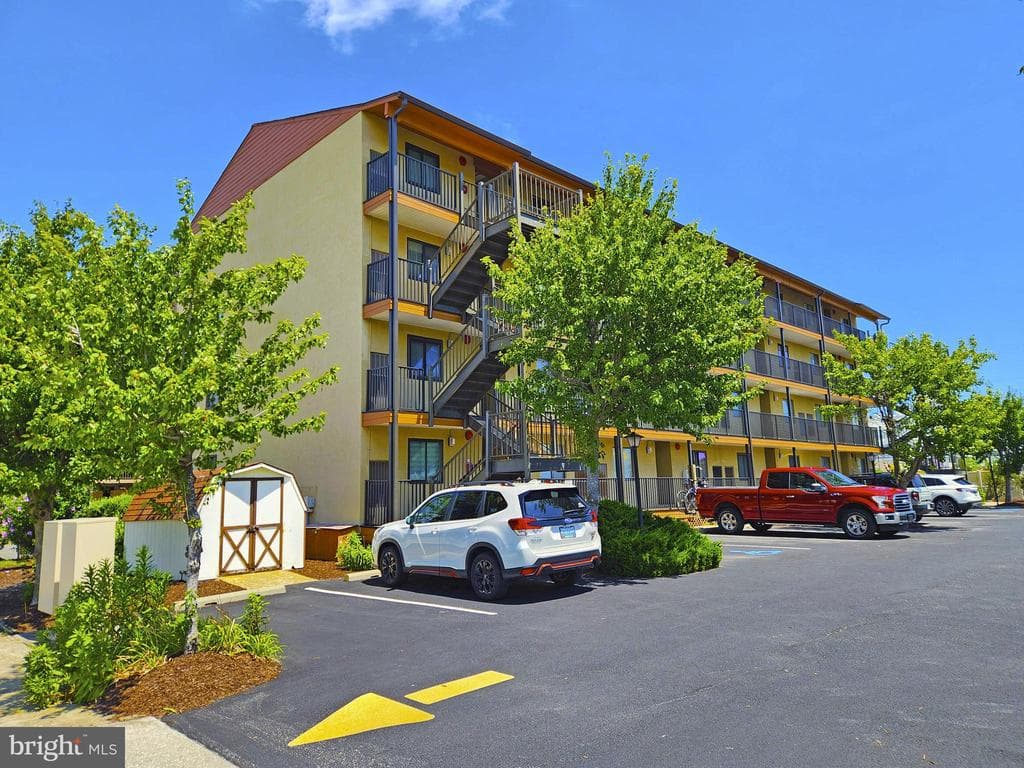 203 33rd Street #301, Ocean City