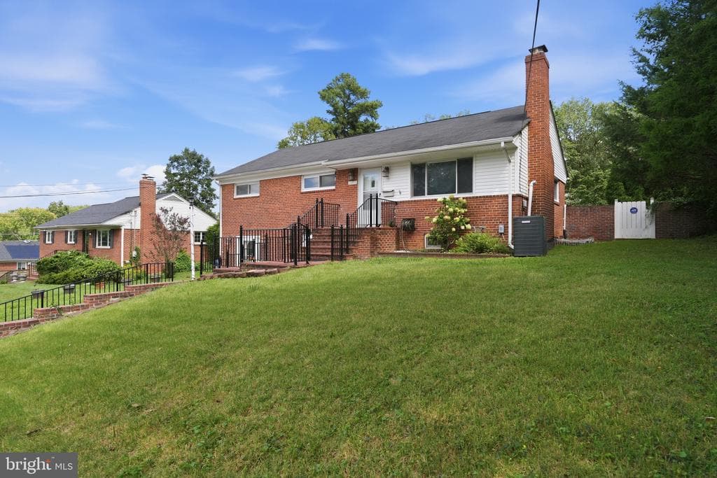 3805 Oliver Avenue, Annandale