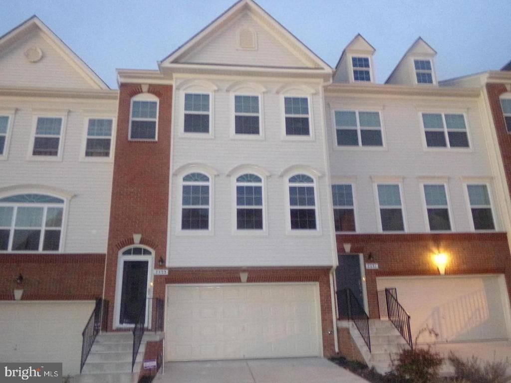 8493 Winding Trail photo 1