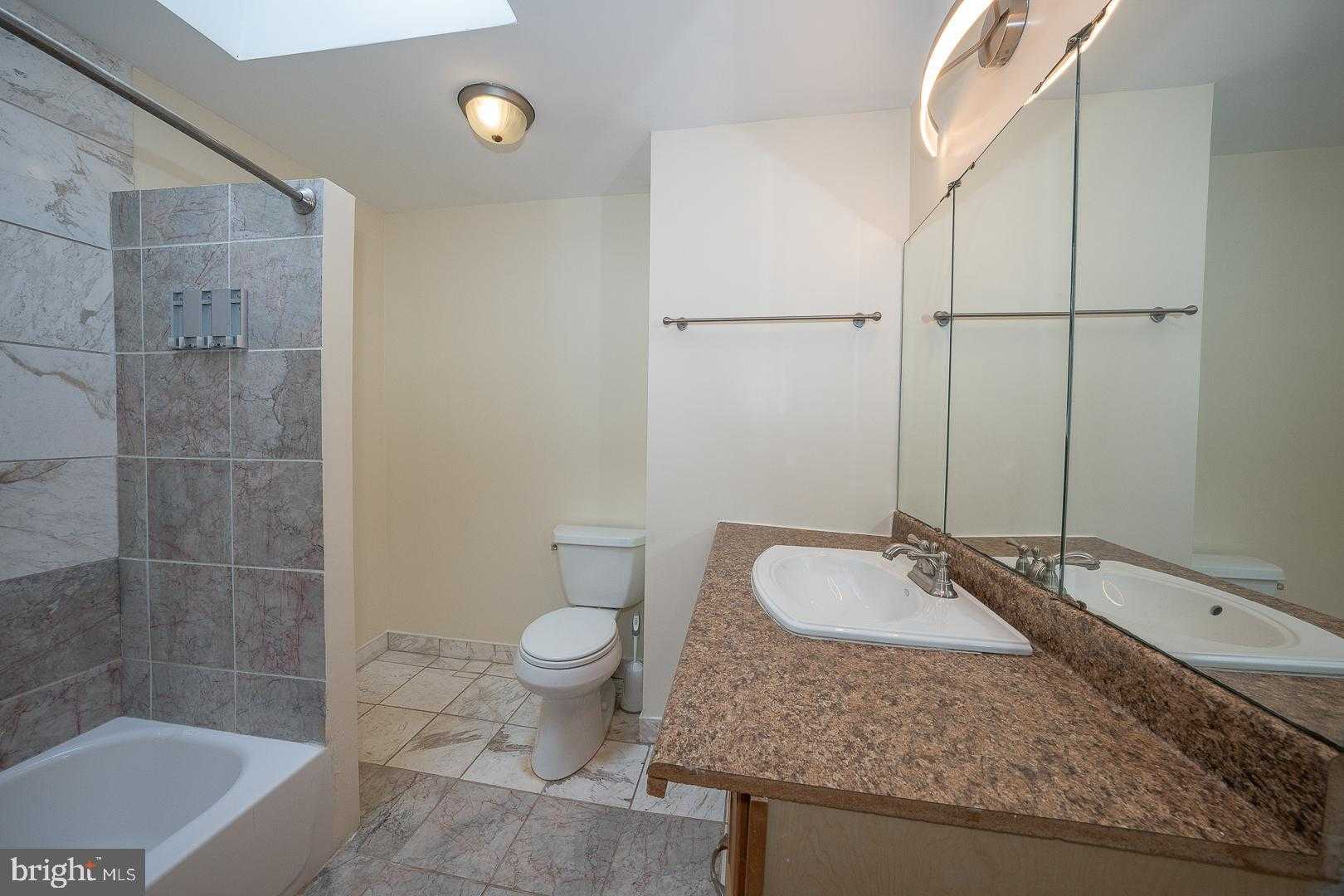 2127 N 58th St photo 42