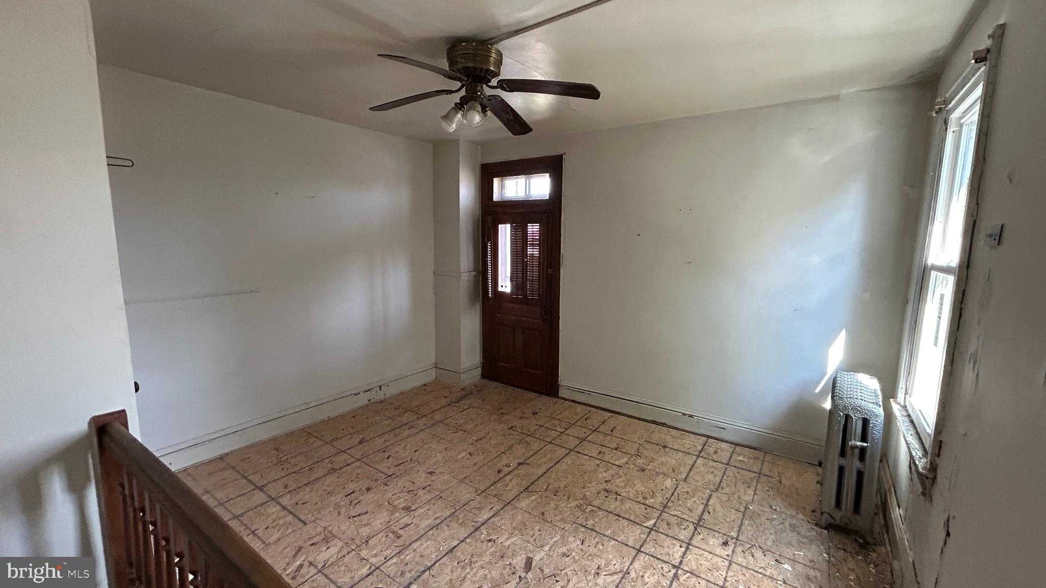 555 Madison Ave photo 23