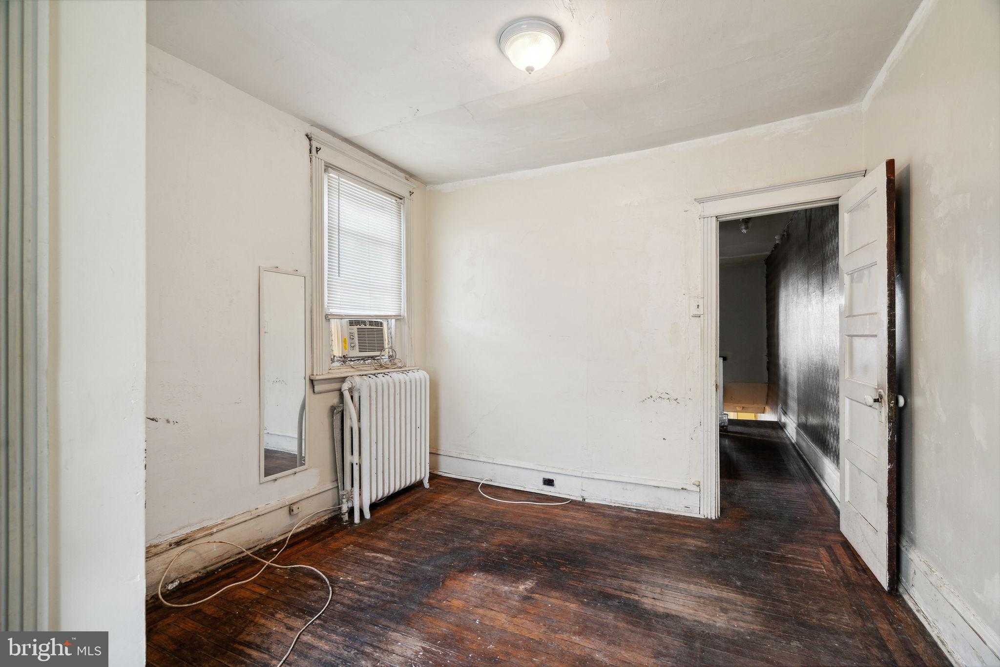 5033 N Smedley St photo 20
