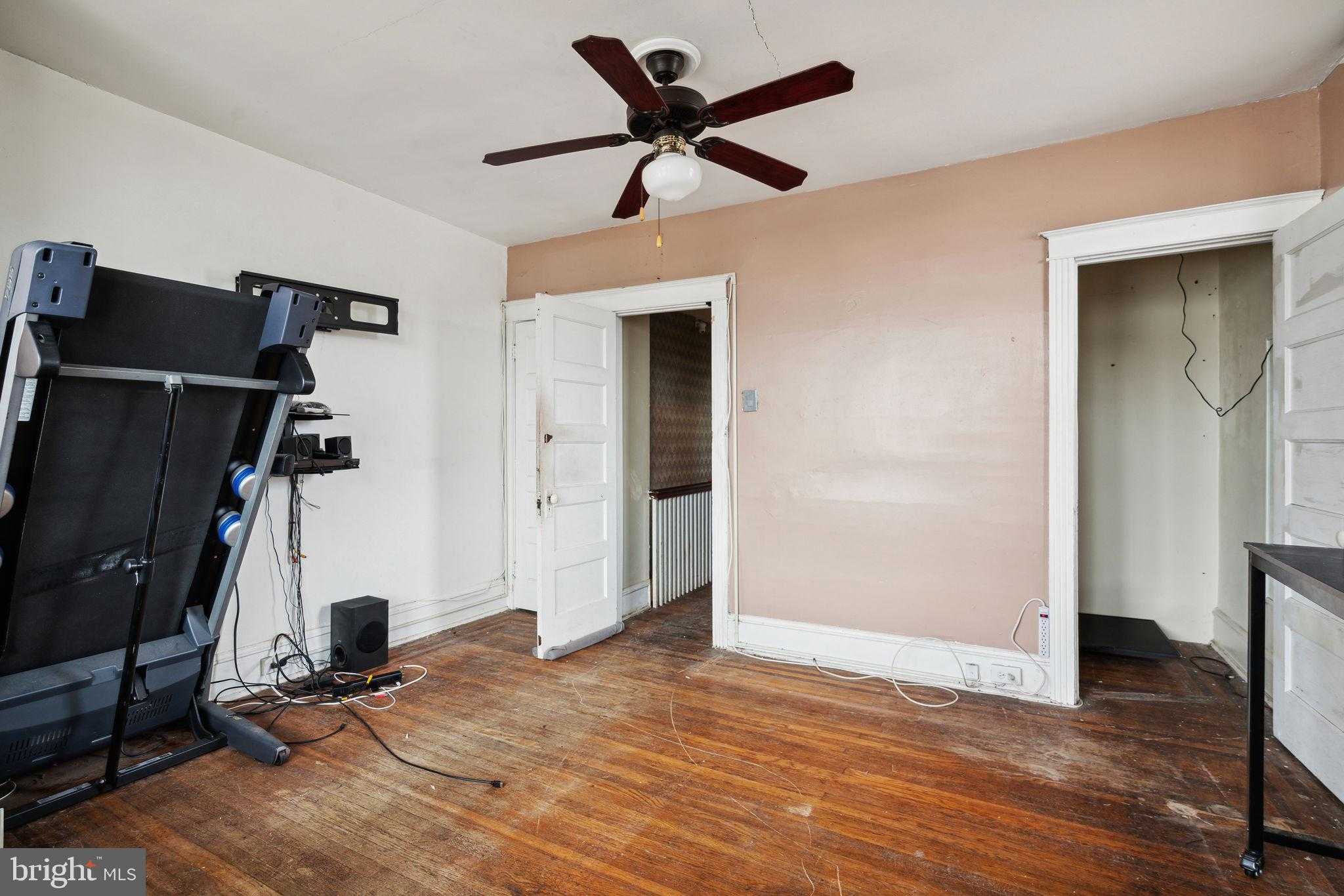 5033 N Smedley St photo 29