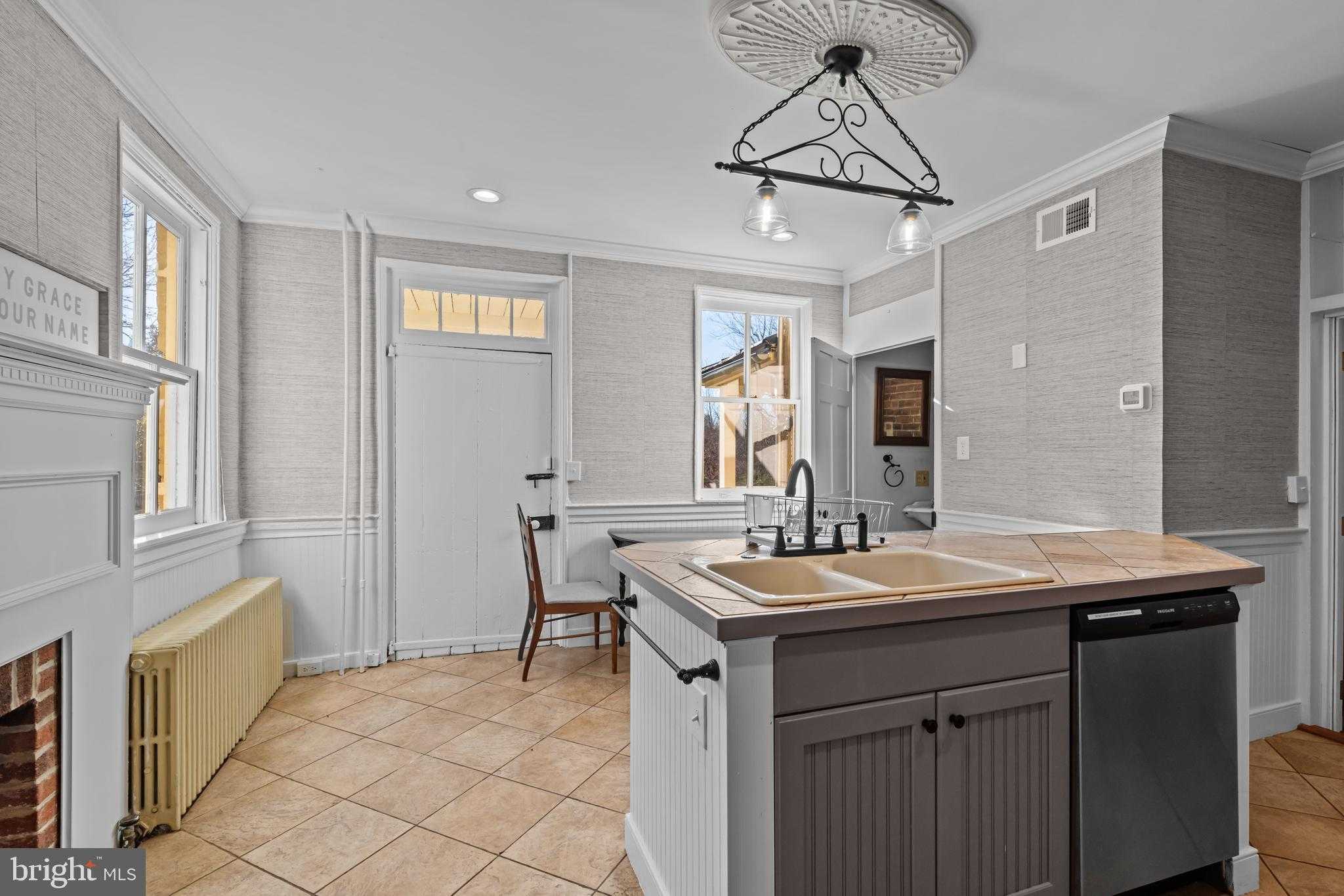 120 Water St photo 30