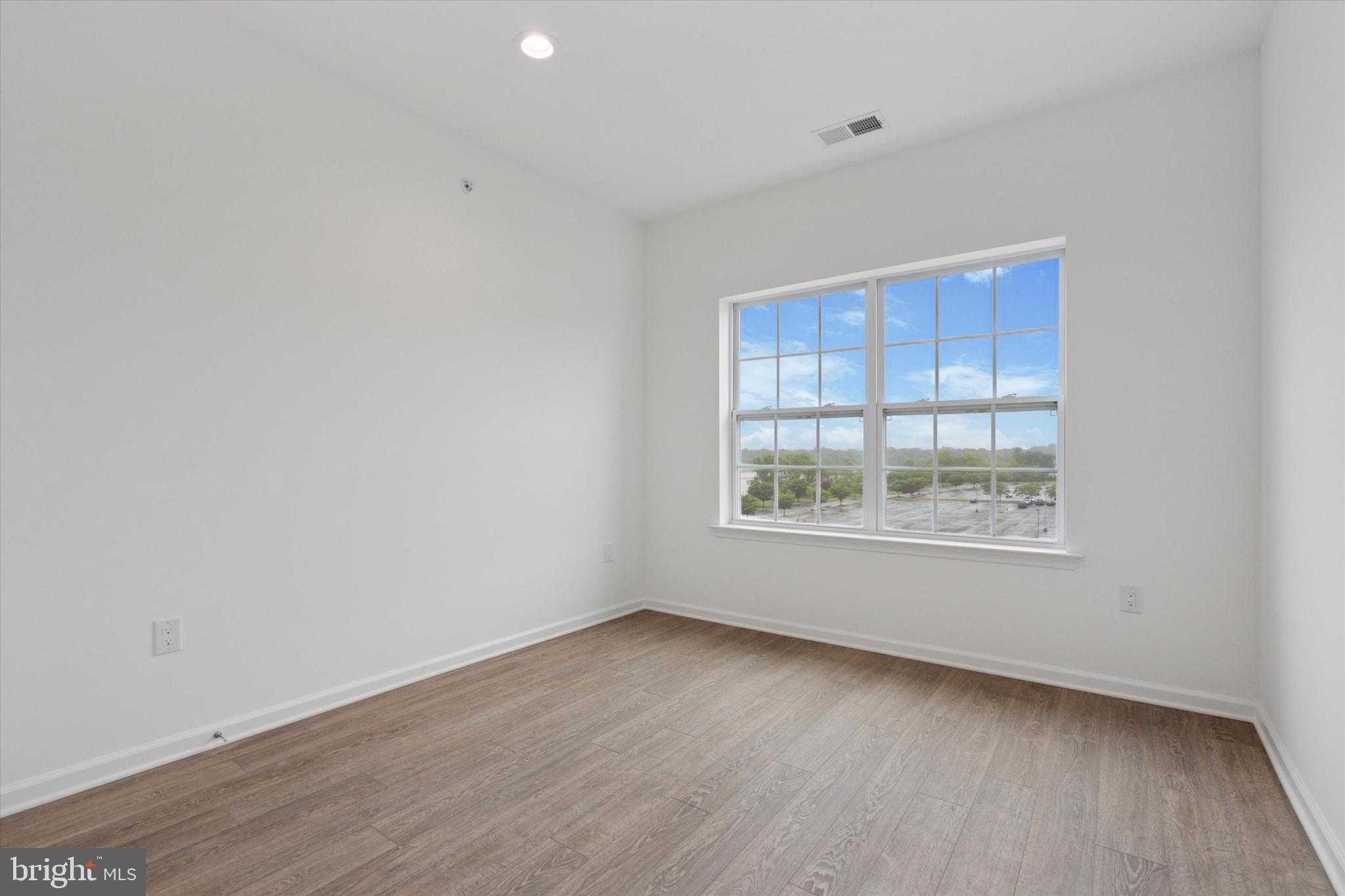 16242 River View Dr photo 22