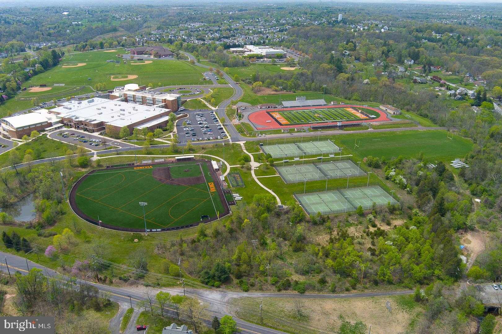 530 Gravel Pike photo 140