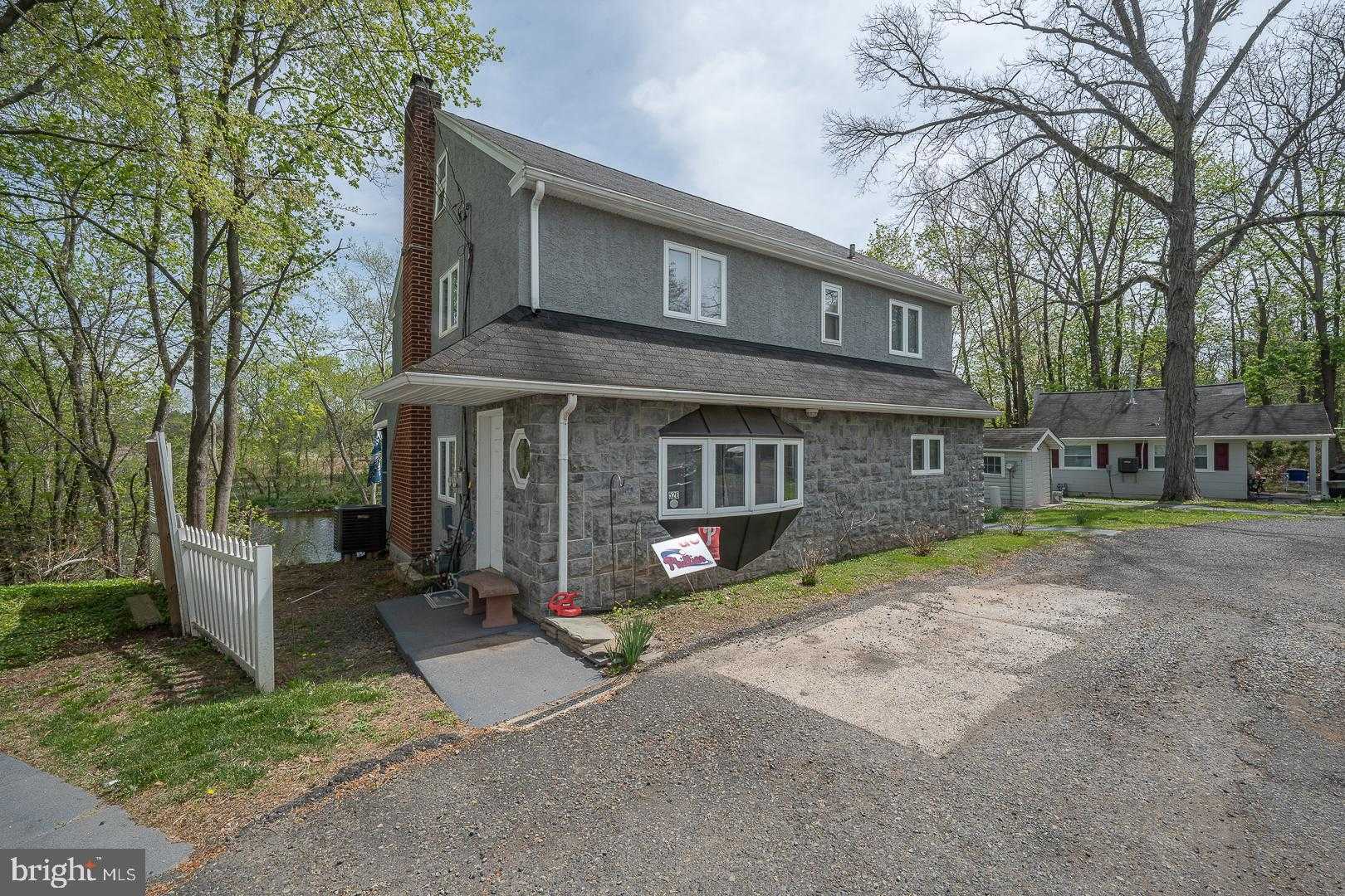 530 Gravel Pike photo 58