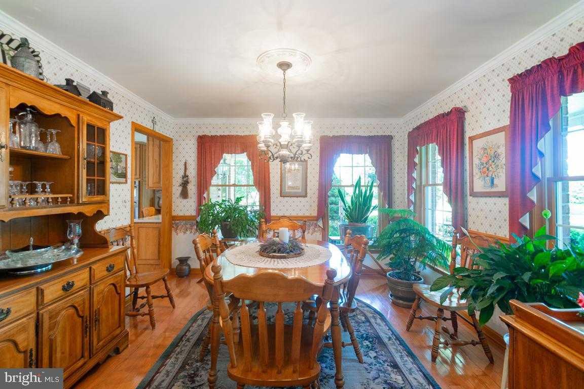 613 Hanover Pike photo 11