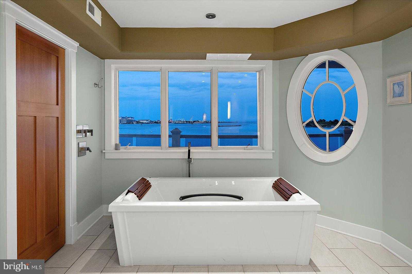 12957 Harbor Rd photo 95