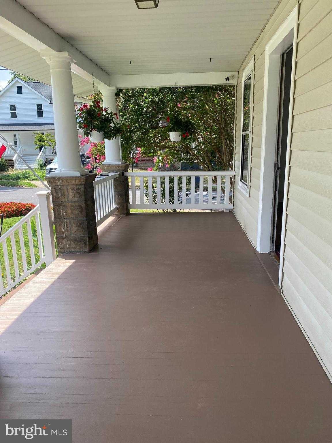 3100 Varnum St photo 3