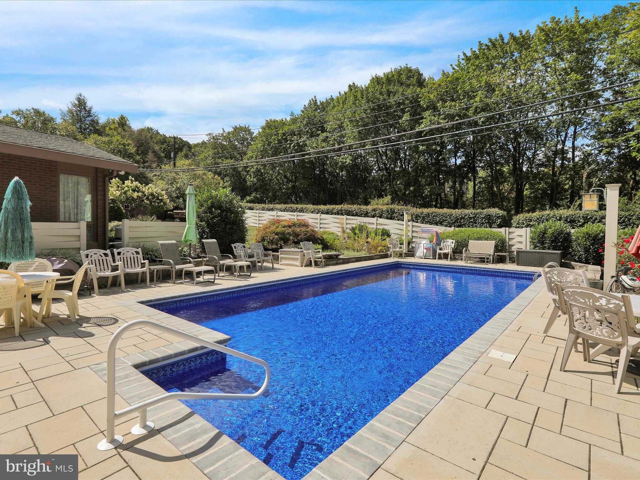 1617 Meadowlark Rd photo 41