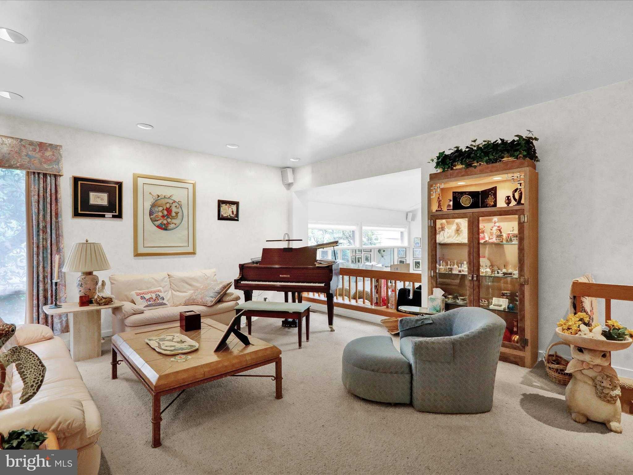 1617 Meadowlark Rd photo 8