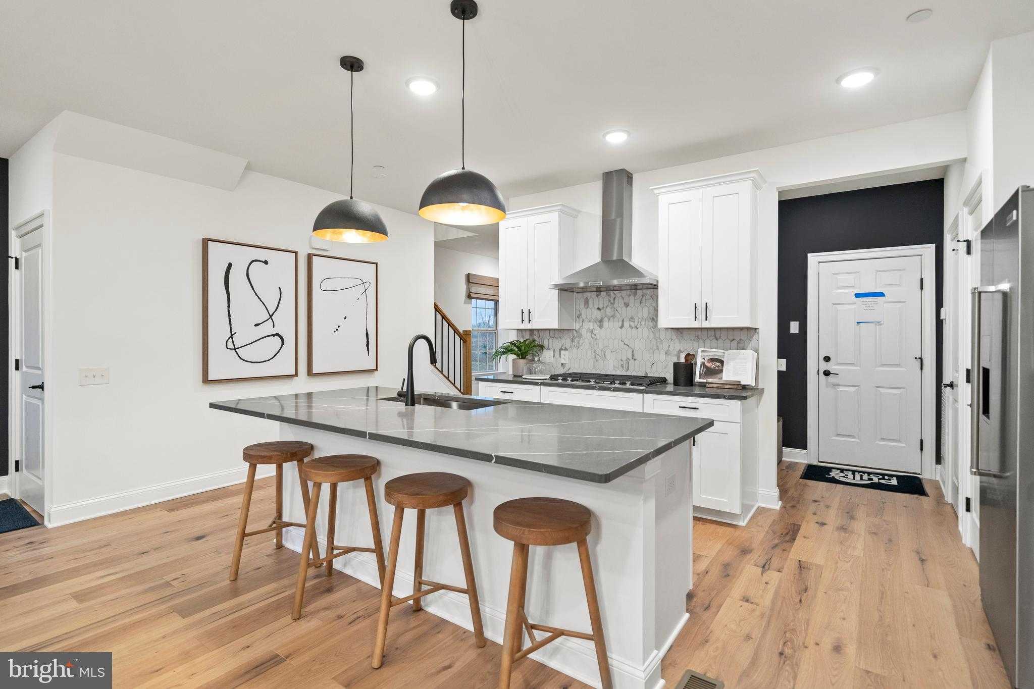 124 S Buck Tavern Way photo 6