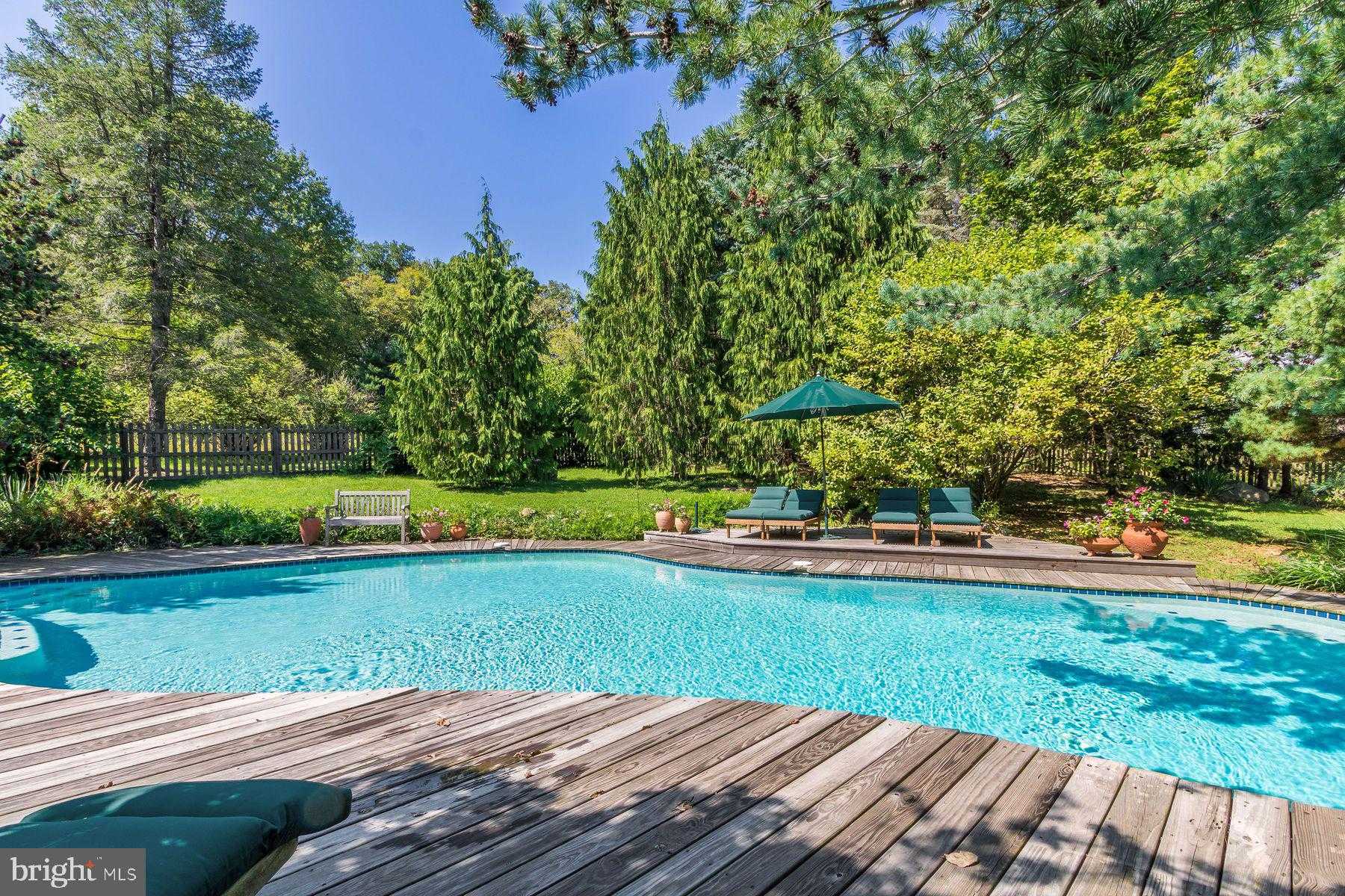 2511 Hickory Ln photo 36