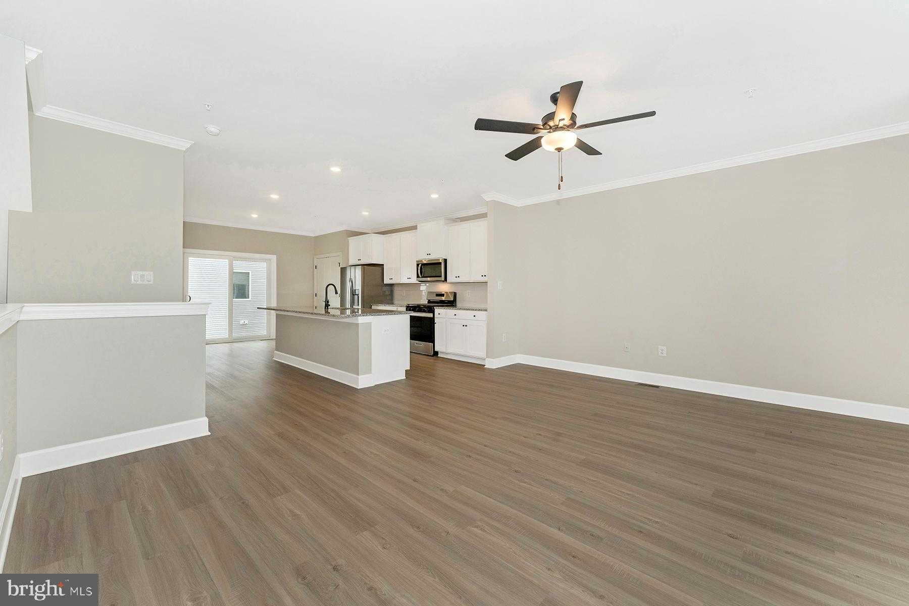504 Iverson Rd photo 16