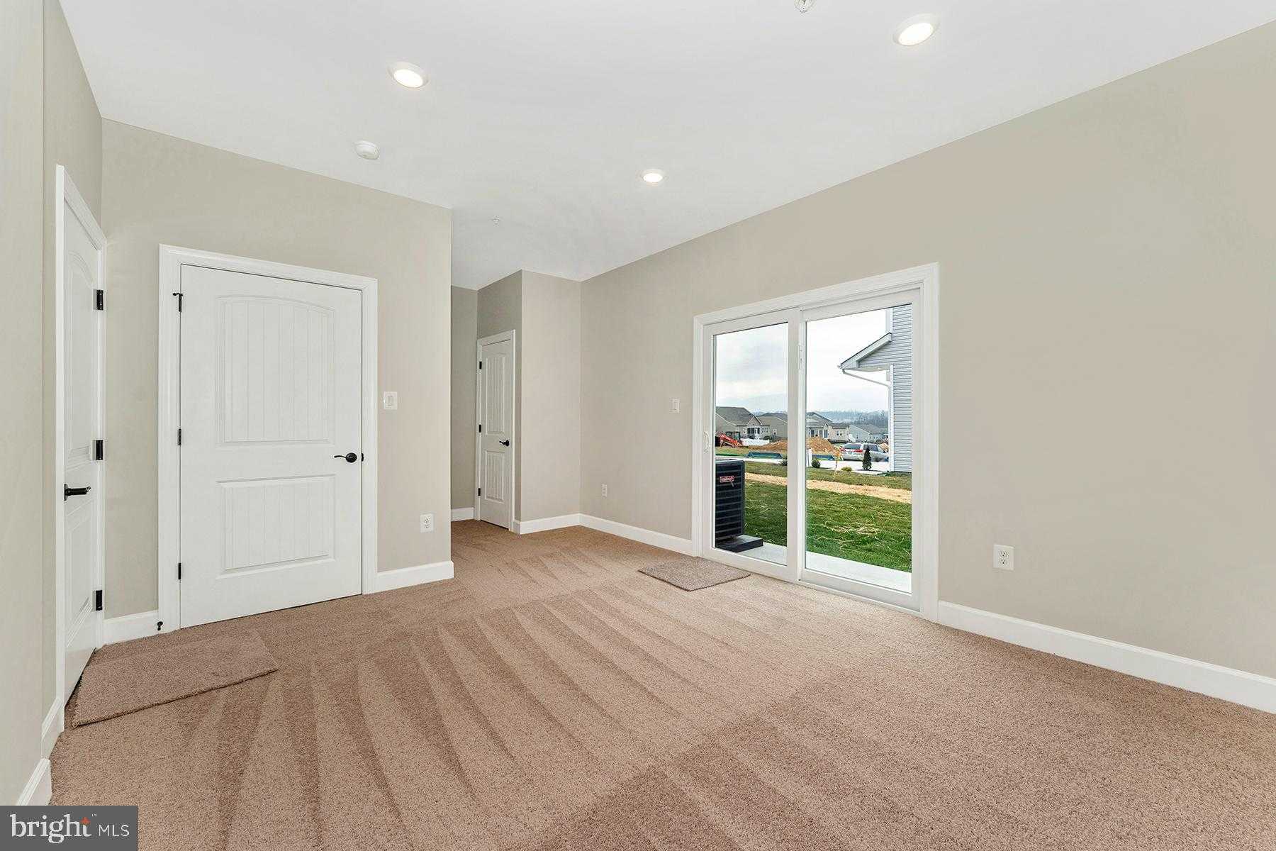 504 Iverson Rd photo 7