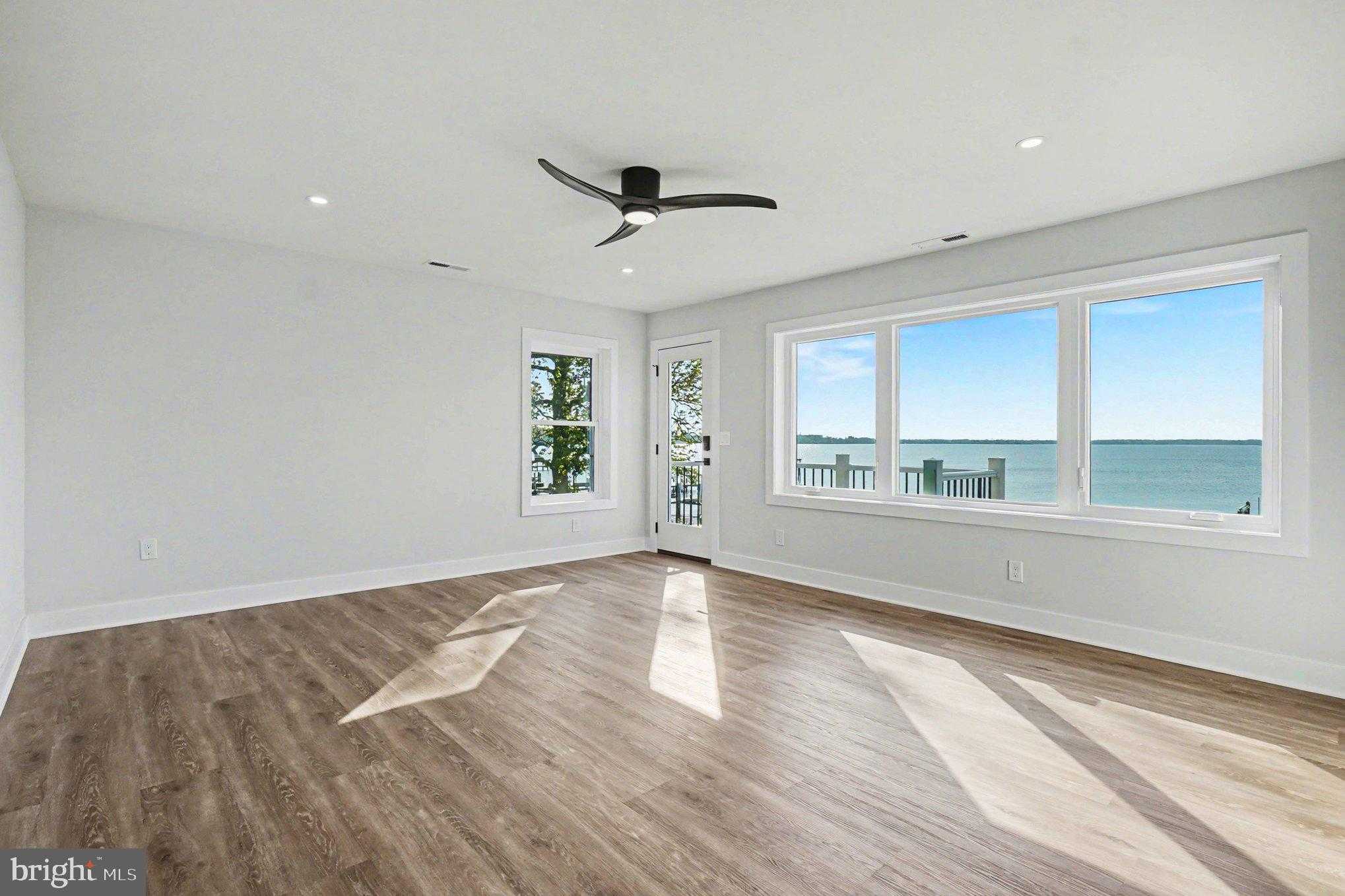 9108 Hinton Ave photo 23