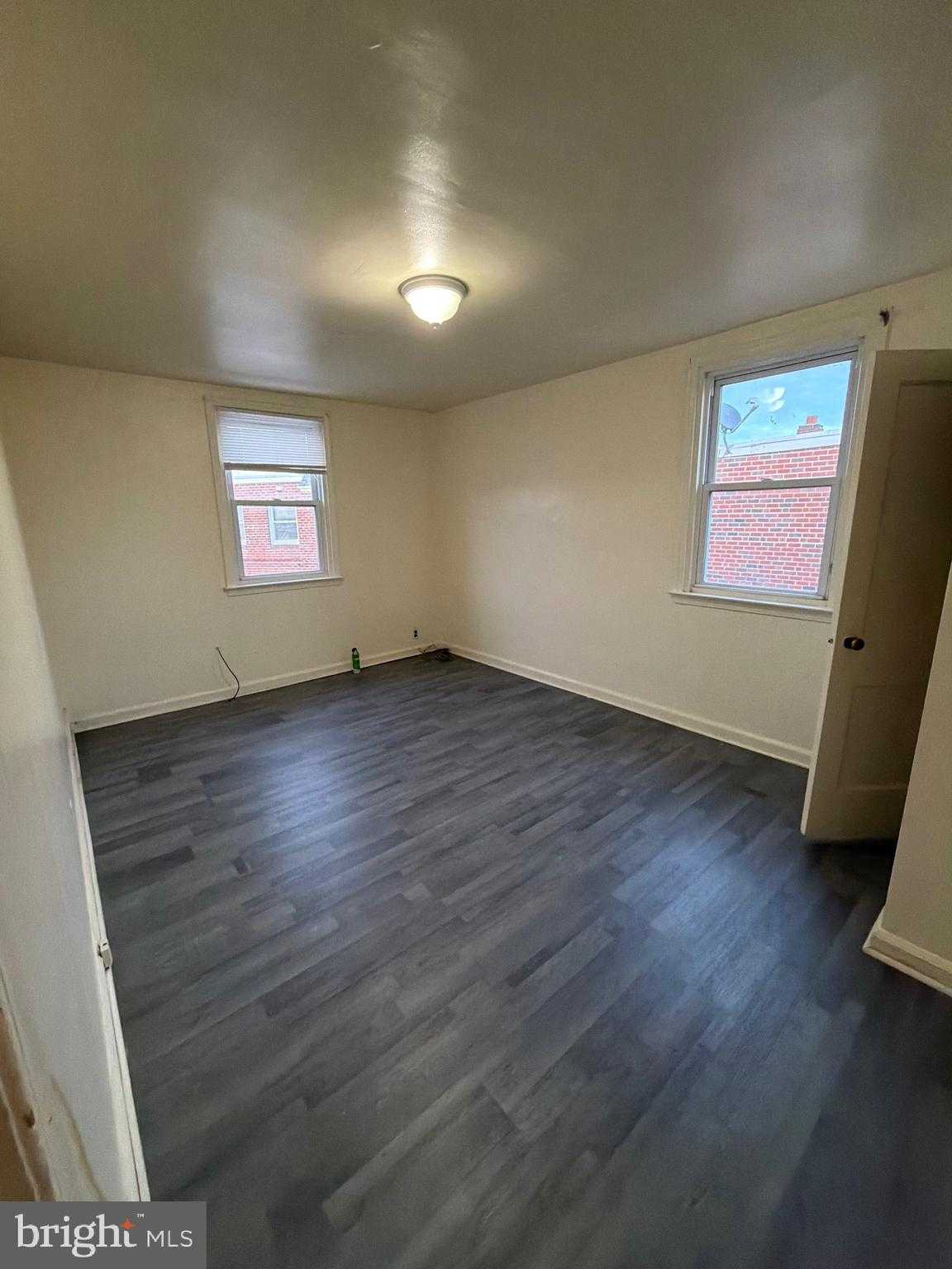 6632 Roosevelt Blvd photo 18