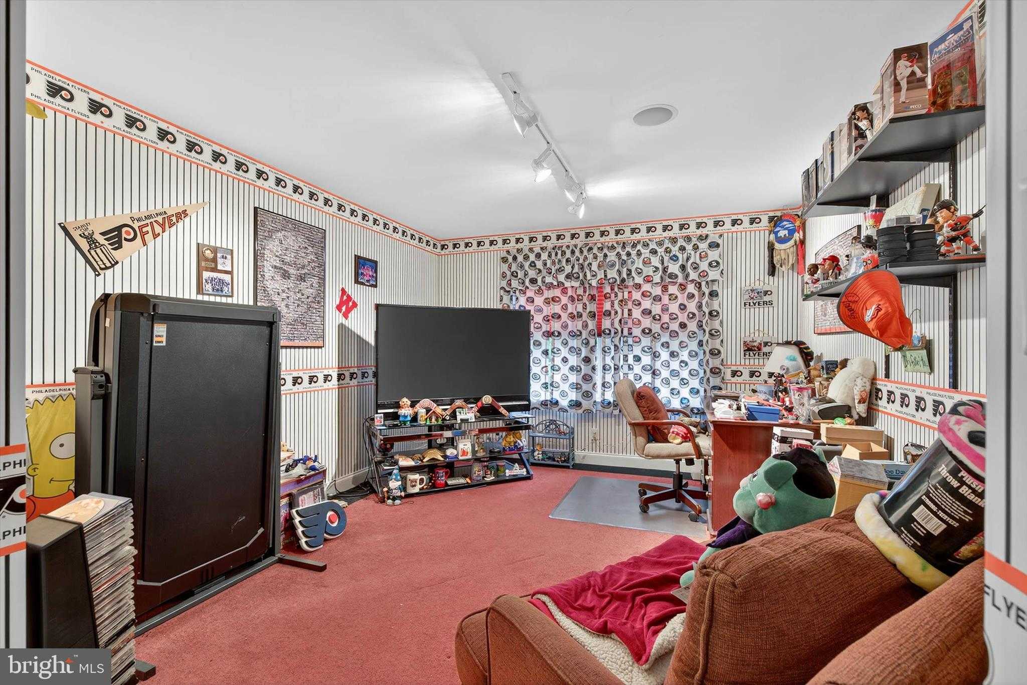 7 Woods Way photo 40