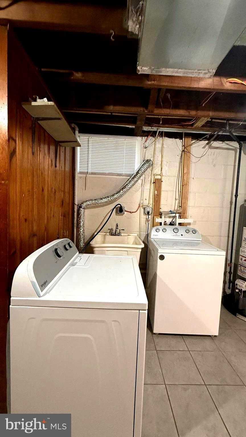 4343 Roberton Ave photo 16